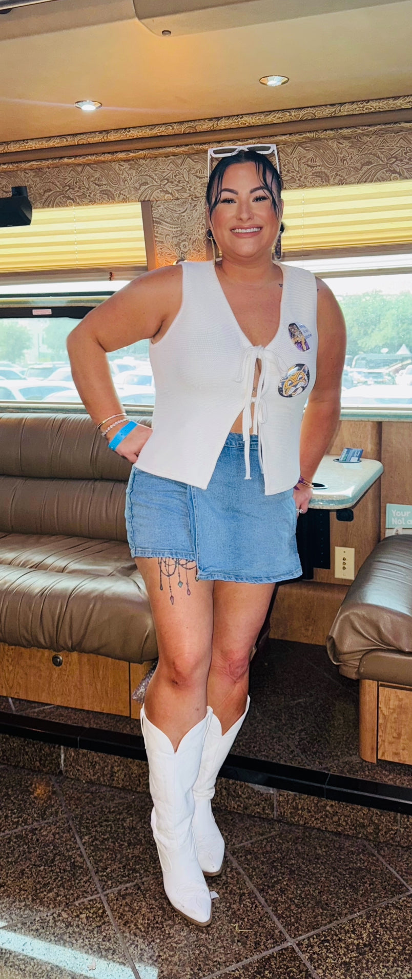 Ivory Vest W/Bows