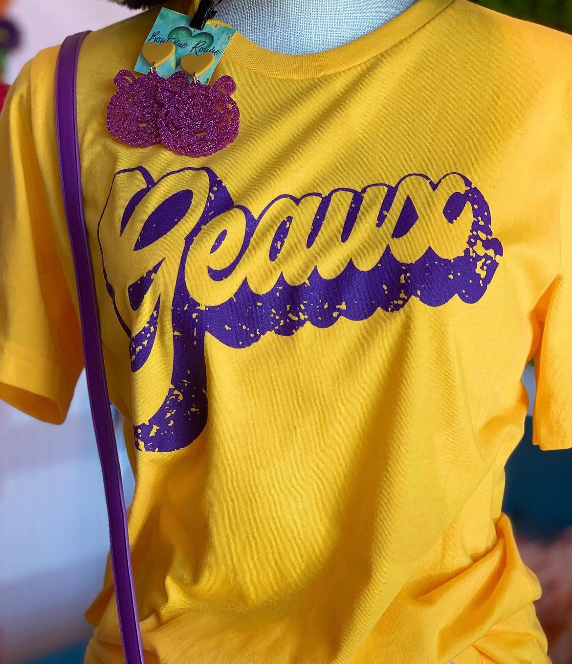 GEAUX GROOVY GRAPHIC TEE