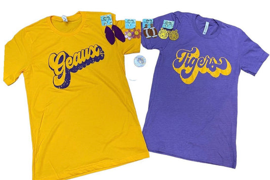 GEAUX GROOVY GRAPHIC TEE