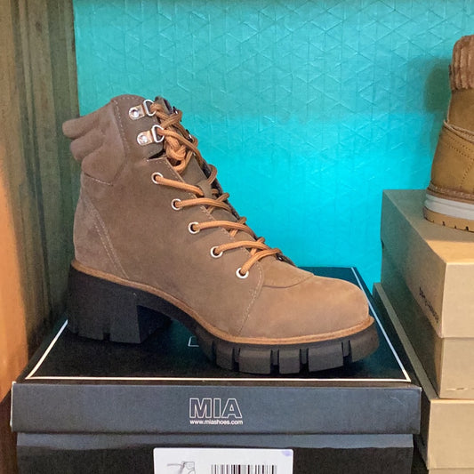 Catalin Boot Taupe High Top